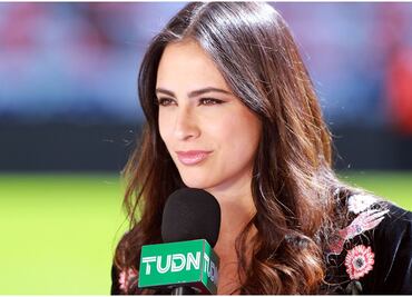 'Qué hue* de persona... Yo no me debo a mi audiencia', periodista deportiva de TUDN explotó contra fan