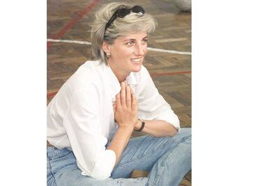 10 looks de Lady Di que marcaron la historia de la moda internacional