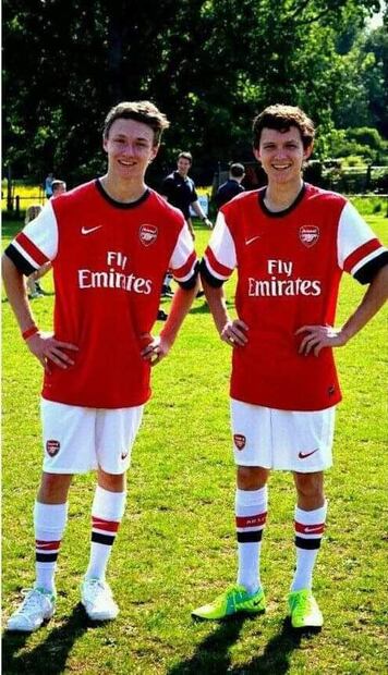 Tom Holland, cautivado al público no solo con su talento actoral, sino también con su apasionado amor por Lionel Messi. Fuente: Instagram @tomholland2013