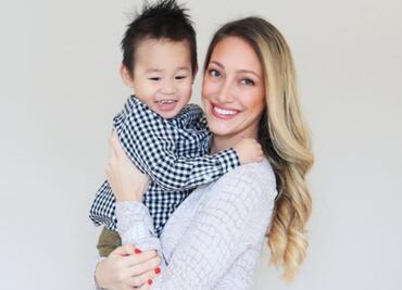 Influencer devuelve a su hijo adoptivo con autismo