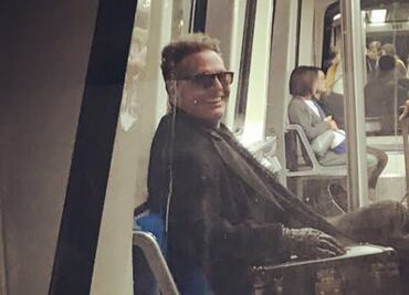 Luis Miguel se pasea, como cualquier mortal, en el metro