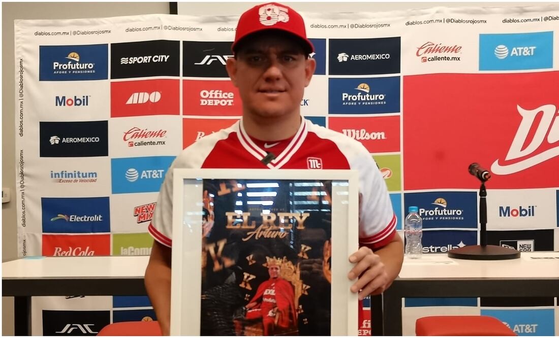 Arturo López anuncia su retirada Foto: Leobardo Vázquez-El Universal