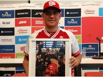 Arturo López se despide, la leyenda de los Diablos Rojos anuncia su retiro