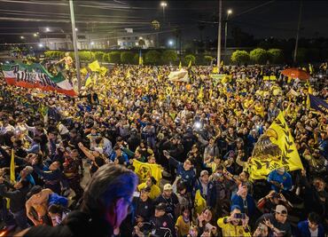 Aficionados acusan haber sufrido robos durante el festejo del América por el Tricampeonato