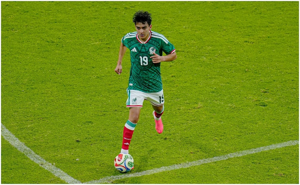 Gil Mora con el Tri Foto: Imago7
