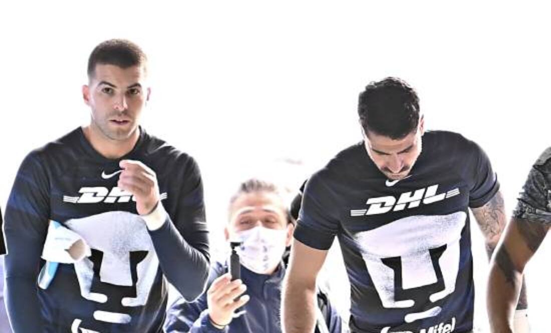 Gil Alcalá se peleó con Julio González luego del partido con Monterrey en Liguilla. Foto: Imago7