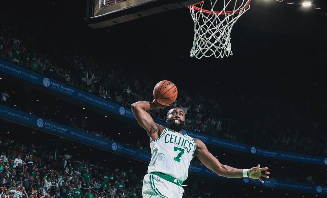 Destacada actuación de Brown. Foto: @celtics.