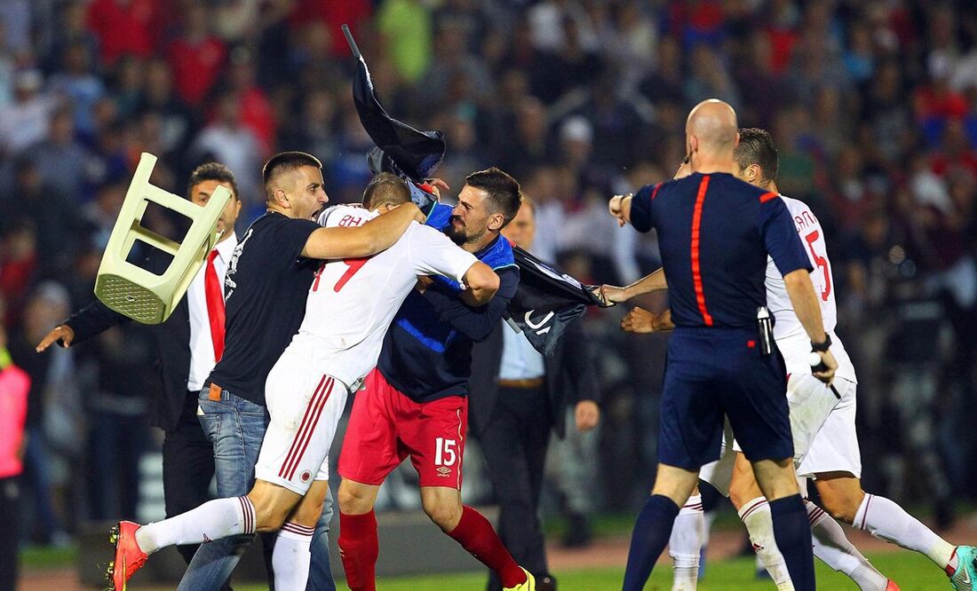 La rivalidad entre ambas naciones trasciende la cancha | FOTO: Especial