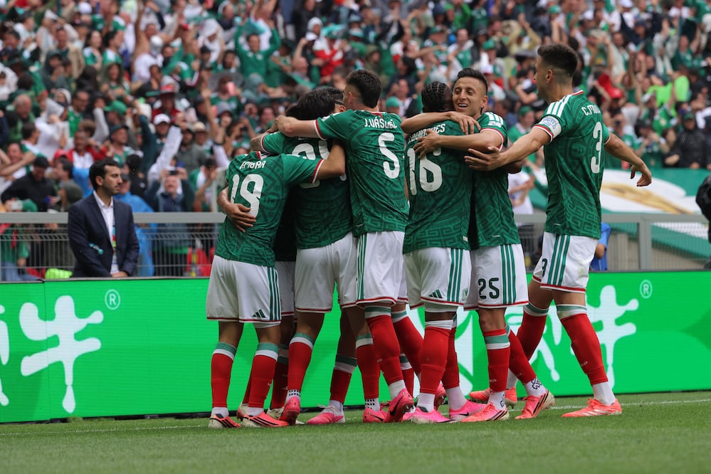 Selección Mexicana en festejo de gol, durante el Mundial de 2026 - Foto: Cortesía Caliente.mx