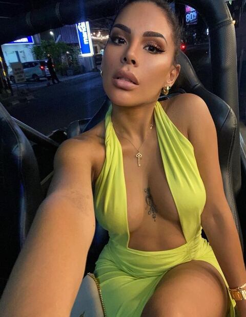 10 fotos de Tefi Valenzuela, la cantante que busca conquistar Survivor México 2022