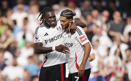 Raúl Alonso Jiménez se reencuentra con el gol, en el empate del Fulham y el West Ham