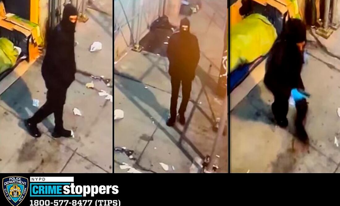 Estas imágenes de un video de vigilancia y proporcionadas por el Departamento de Policía de Nueva York muestran a un hombre sospechoso de dispararle a dos personas sin hogar el sábado 12 de marzo de 2022. (AP)