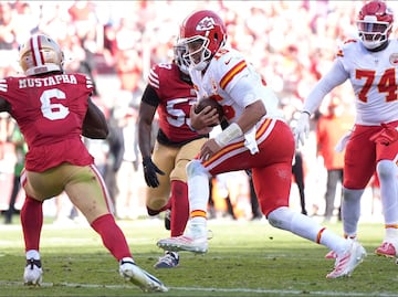 Kansas City Chiefs se mantiene como el único invicto de la NFL tras vencer 28-18 a los 49ers