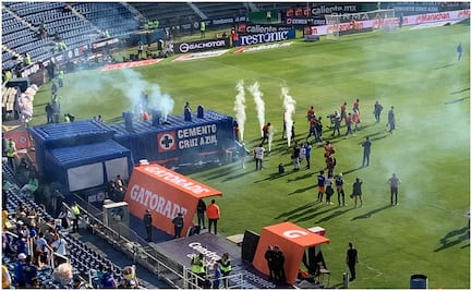 Cruz Azul se pone creativo y protege a sus jugadores con gusano en forma de tren
