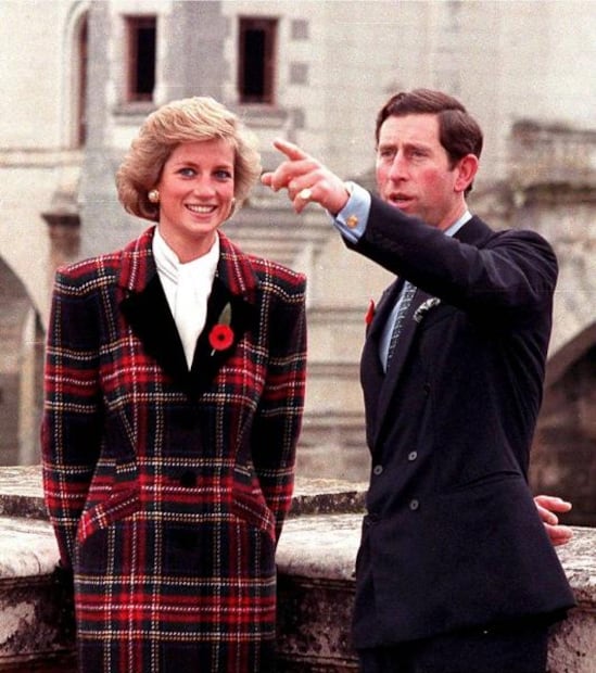 10 looks de Lady Di que marcaron la historia de la moda internacional