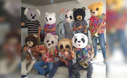 Los CumbiOsos, el grupo musical veracruzano integrado por “osos”