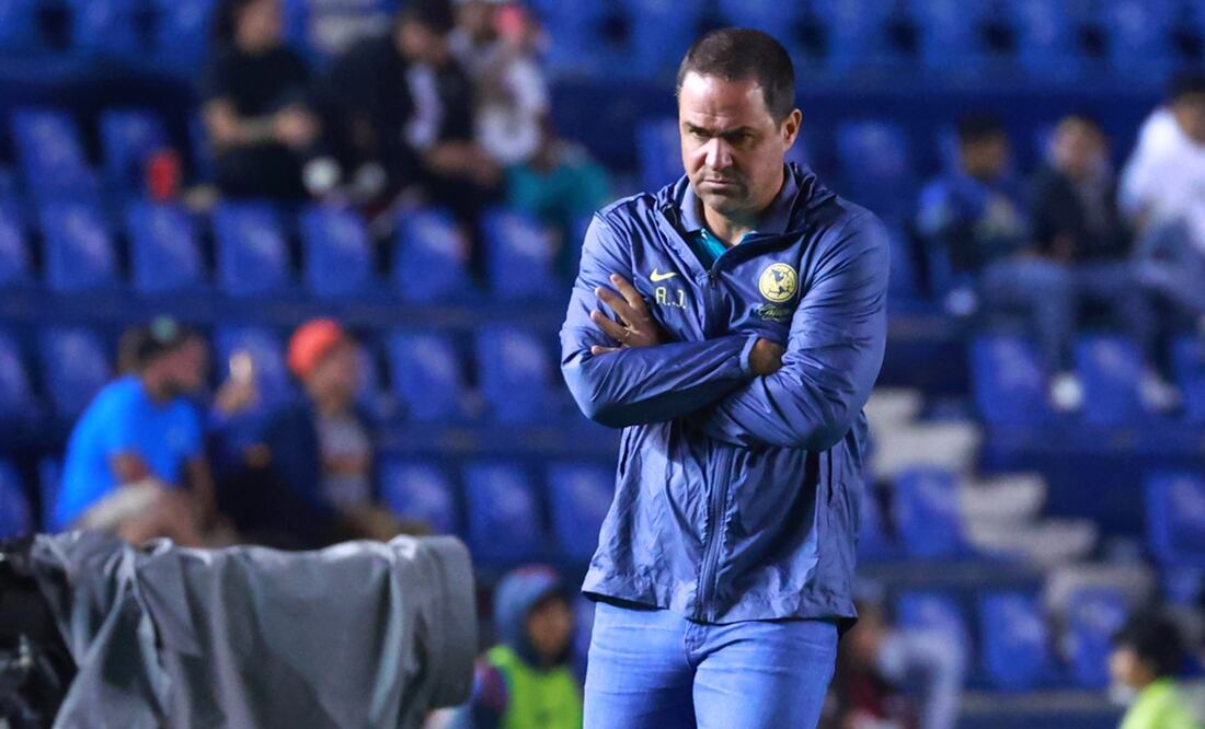 André Jardine en el Estadio Ciudad de los Deportes, durante el Apertura 2024 - Foto: Imago7