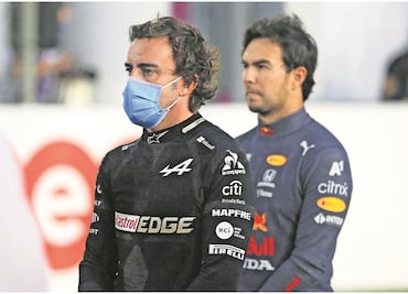 ¿Fernando Alonso reemplazaría a 'Checo' Pérez en Red Bull? Horner habló de la posibilidad