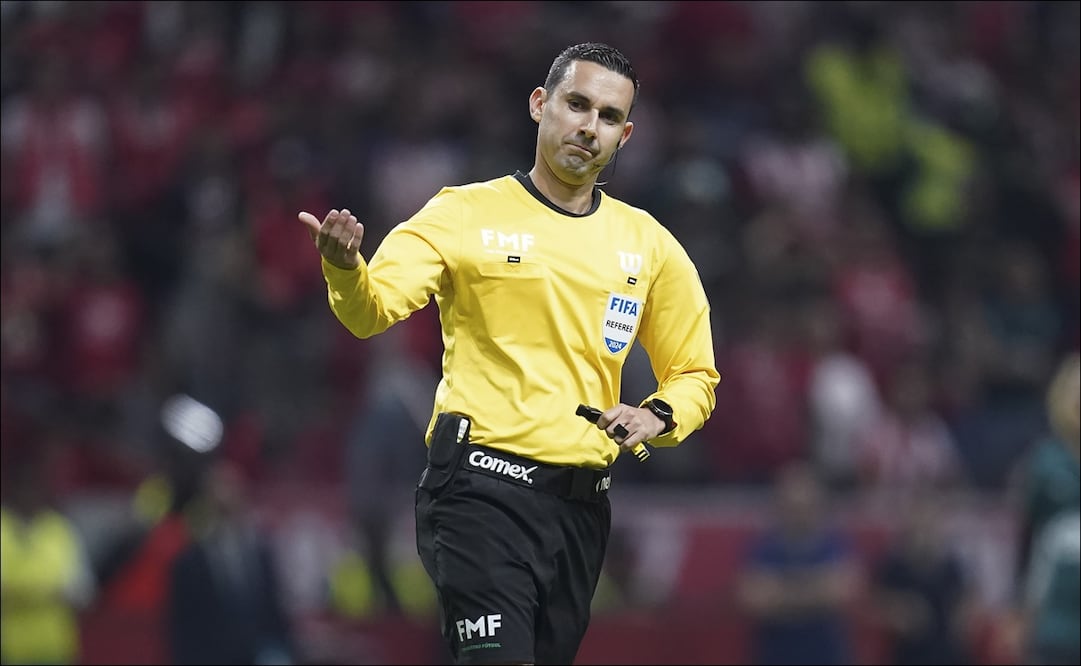 Árbitro mexicano se quedó sin final de la Liga MX, pero fue el elegido para asistir a la Copa América - Foto: Imago7