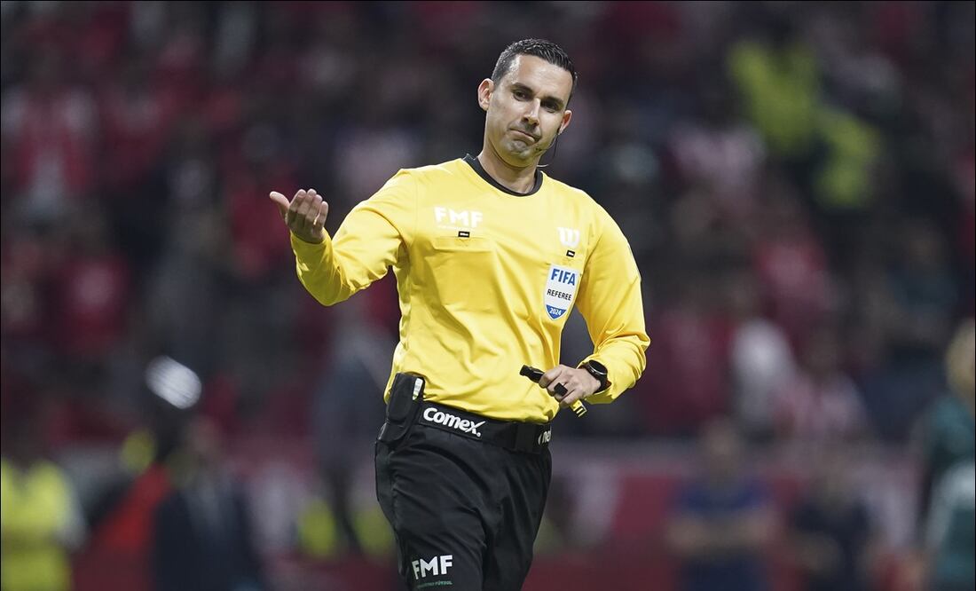 Árbitro mexicano se quedó sin final de la Liga MX, pero fue el elegido para asistir a la Copa América - Foto: Imago7