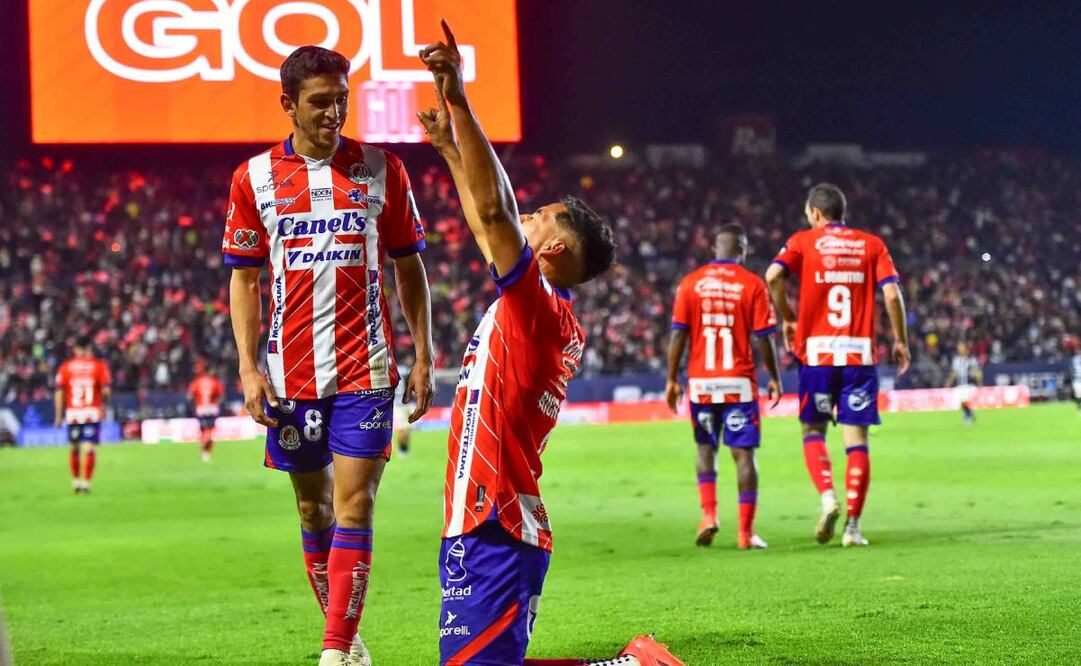 Ricardo Chávez puso el gol que pone a soñar al San Luis. Foto:Imago7.