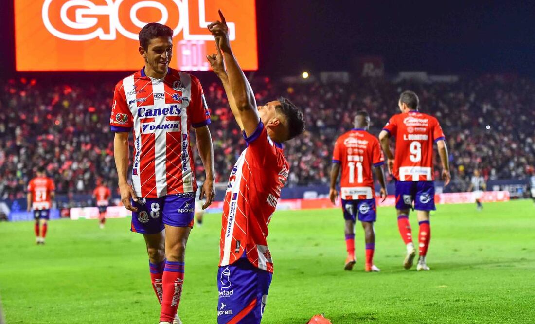 Ricardo Chávez puso el gol que pone a soñar al San Luis. Foto:Imago7.