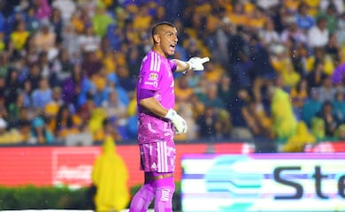 Nahuel Guzmán es figura en empate de Tigres frente al Necaxa