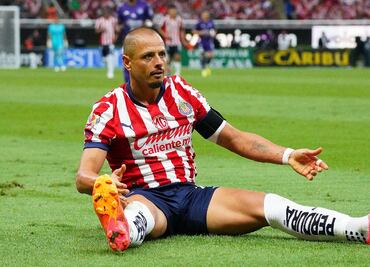 Chicharito Hernández se perderá otro partido con Chivas y no jugará contra Tigres