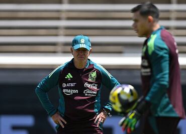 Andrés Vaca explotó porque Javier Aguirre no quiere a Luis Malagón: 'Espera un error para sentarlo'