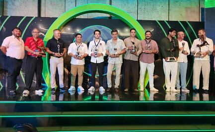 Liga Premier lleva a cabo su ceremonia de premiación para los mejores de la temporada