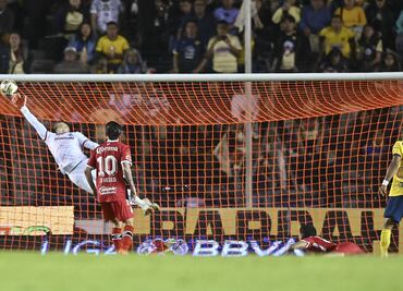 América se impuso con autoridad al Toluca con doblete de Rodrigo Aguirre