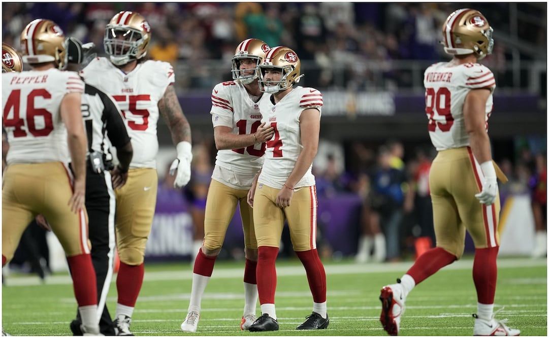 Jugadores de los 49ers ante Vikings / FOTO: AP