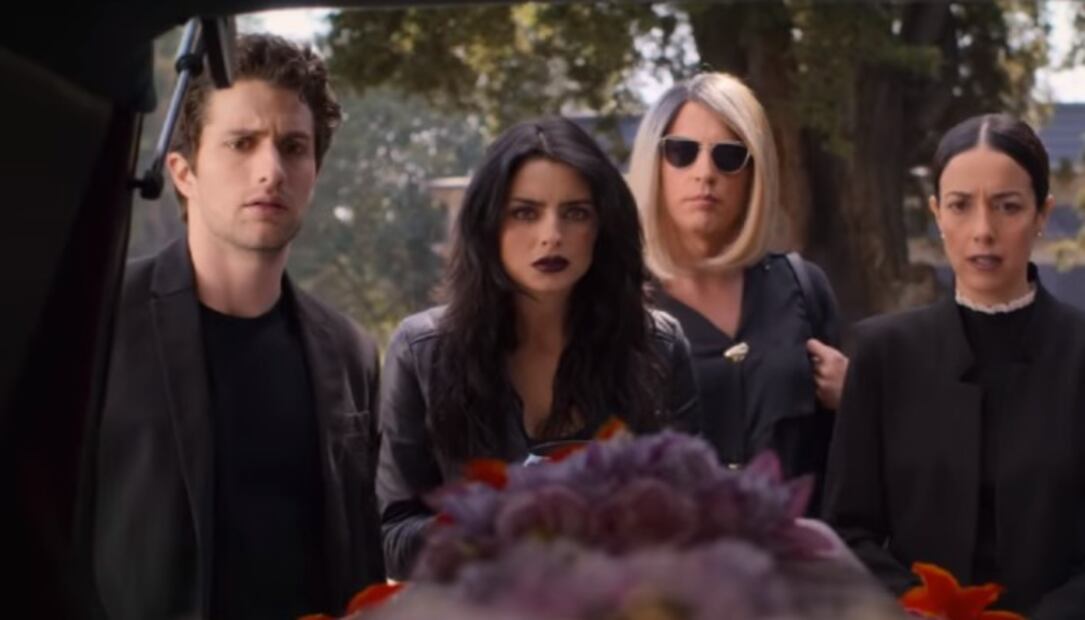 10 preguntas que "La Casa de las Flores" debe responder en su segunda temporada