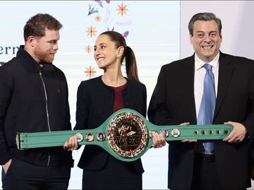 Saúl ‘Canelo’ Álvarez visita a la presidenta Claudia Sheinbaum en la 'Mañanera'