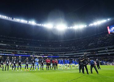 ¡Gran entrada! La afición azulcrema se hace presente en el Azteca para apoyar al América ante León