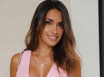 Antonella Roccuzzo, esposa de Leo Messi, tiene la prenda que es furor este invierno 2024 abrigada y elegante