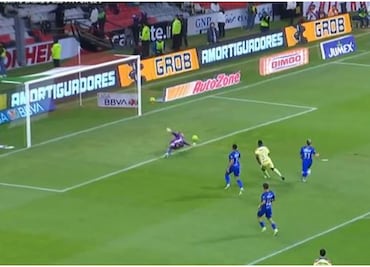 VIDEO: América madrugó al Cruz Azul y se adelantó en el marcador con gol de Quiñones