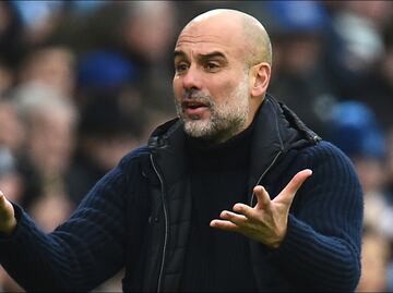 Pep Guardiola da 'jalón de oreja' a 'caza autógrafos', que ponen las firmas a la venta en internet