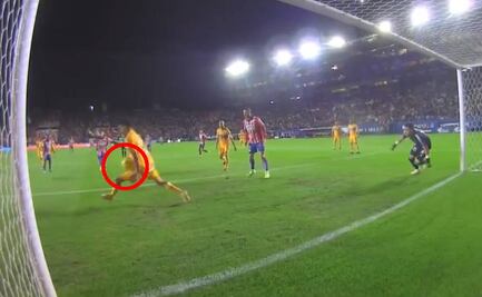 ¿Ayudaron a Tigres? VAR no marcó mano de Diego Reyes que evitó el segundo gol del Atlético San Luis