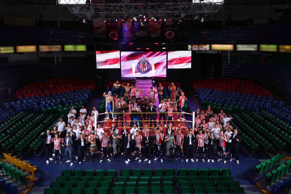 Chivas presume su foto en la Arena Coliseo. Foto: @Chivas.