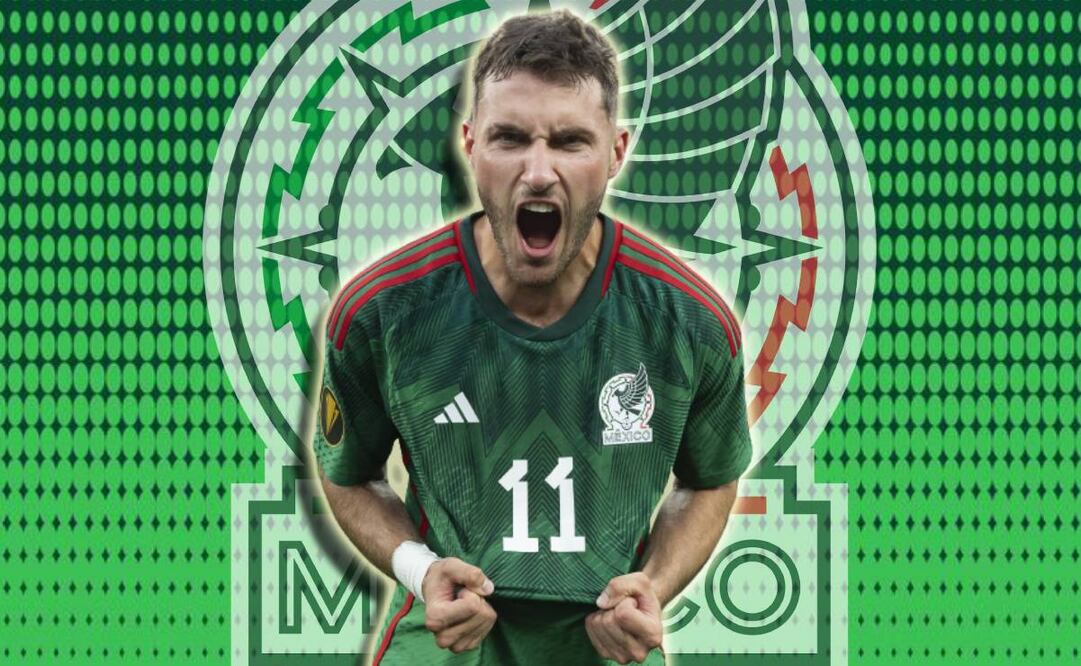 Santiago Giménez tiene mejores números que los demás delanteros, pero no es titular seguro. Foto: Imago7