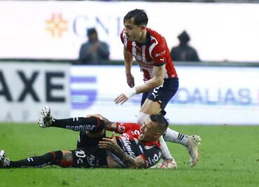 Brian Lozano sufrió una escalofriante lesión en la rodilla