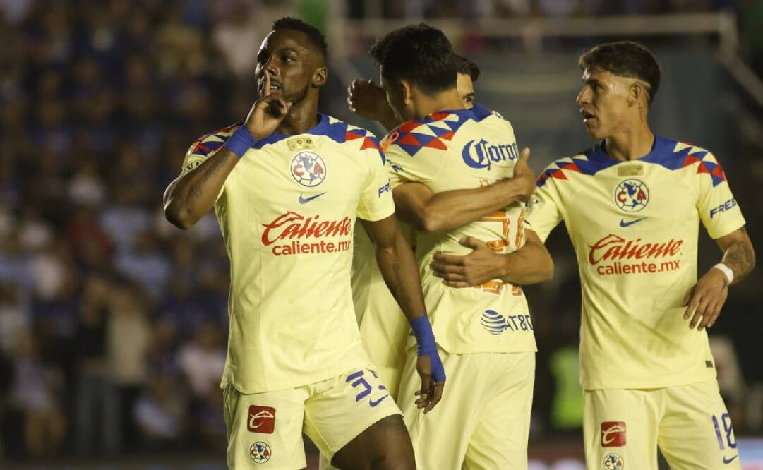 Julián Quiñones silenció al estadio de Cruz Azul con el gol del empate. Foto: Carlos Mejía