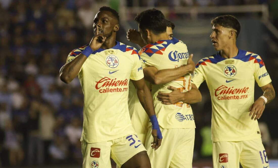 Julián Quiñones silenció al estadio de Cruz Azul con el gol del empate. Foto: Carlos Mejía