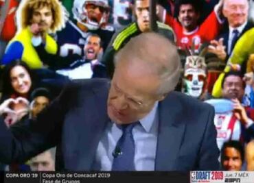 José Ramón Fernández insultó a compañero por comentario a favor del América: "Vete al carajo"