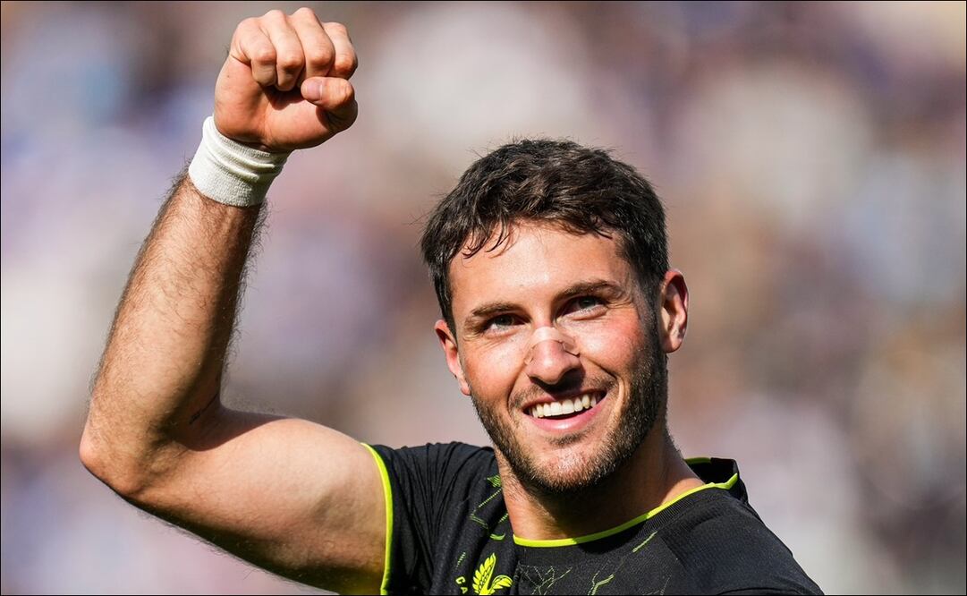 Santiago Giménez venció a Lionel Messi y Cristiano Ronaldo en listado de los mejores jugadores a nivel mundial / FOTO: ESPECIAL