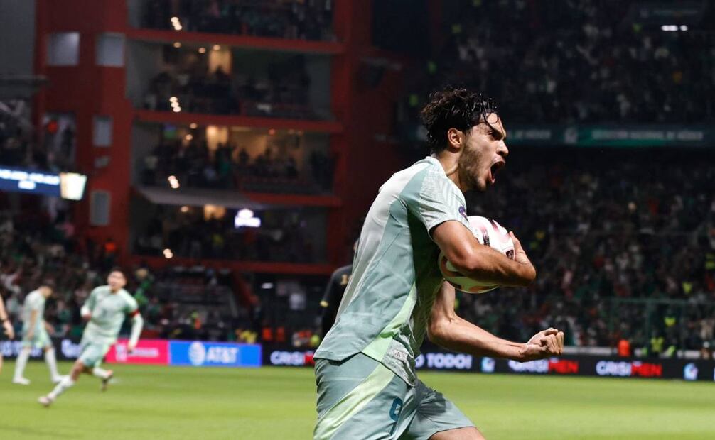 Raúl anotó el gol de la esperanza. Foto: Jorge Alvarado.