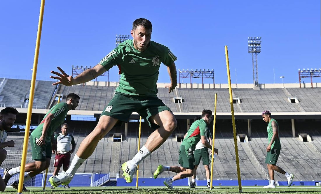Santiago Giménez ya reportó con la Selección Mexicana. Foto: Imago7