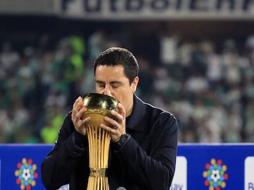 Efraín Juárez estaría cerca de convertirse en DT de Pumas; sería el elegido por la directiva