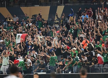 FIFA impuso multa histórica a la FMF por el grito homofóbico de la afición mexicana